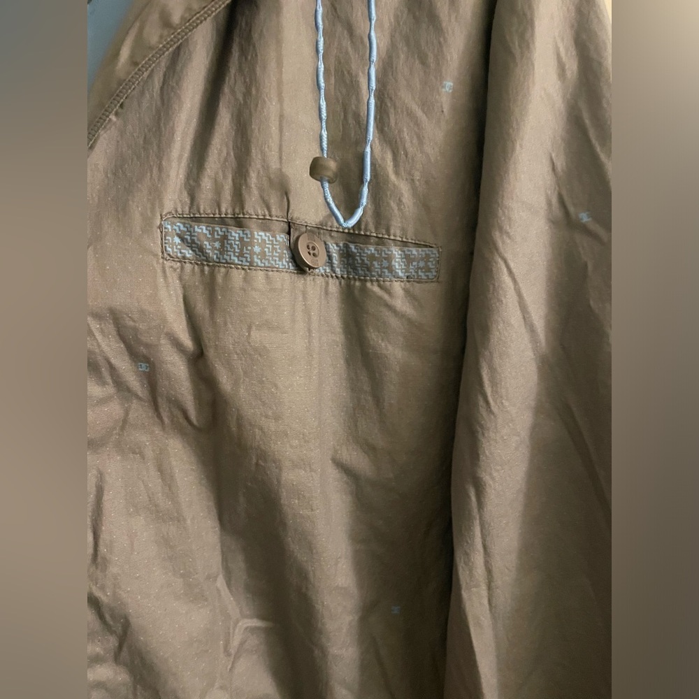 Gray DC Windbreaker - Picture 3 of 7